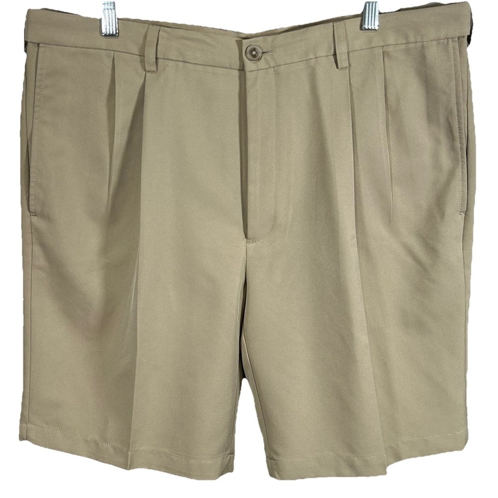 Haggar Shorts Mens 40 Khaki Tan Pleated Adjustable Waist 10 Inseam Golf Classic